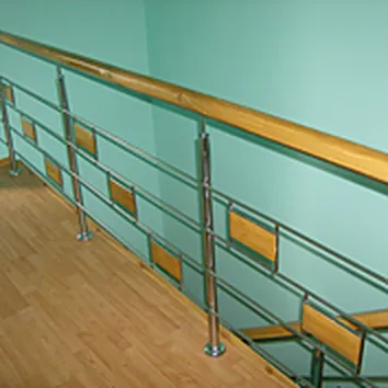 Balustradă inox cu panouri